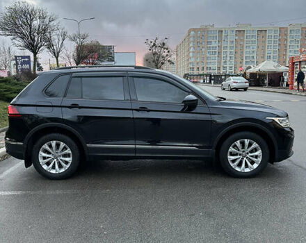 Черный Фольксваген Тигуан, объемом двигателя 1.97 л и пробегом 93 тыс. км за 30900 $, фото 1 на Automoto.ua