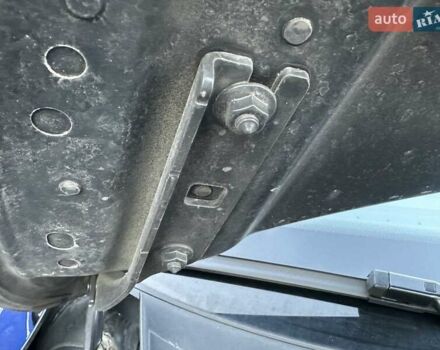 Черный Фольксваген Тигуан, объемом двигателя 2 л и пробегом 180 тыс. км за 29550 $, фото 123 на Automoto.ua