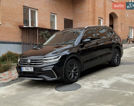 Чорний Фольксваген Тігуан, об'ємом двигуна 1.98 л та пробігом 144 тис. км за 22300 $, фото 9 на Automoto.ua