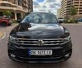 Чорний Фольксваген Тігуан, об'ємом двигуна 2 л та пробігом 123 тис. км за 22000 $, фото 1 на Automoto.ua