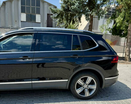 Черный Фольксваген Тигуан, объемом двигателя 1.98 л и пробегом 128 тыс. км за 23000 $, фото 7 на Automoto.ua