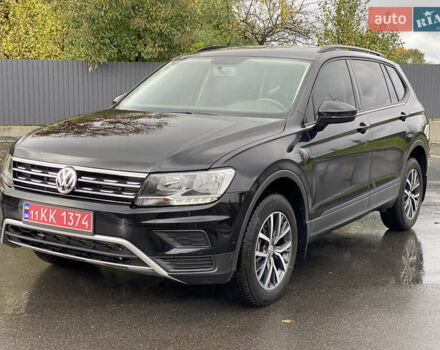 Чорний Фольксваген Тігуан, об'ємом двигуна 1.98 л та пробігом 44 тис. км за 19750 $, фото 8 на Automoto.ua