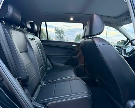 Черный Фольксваген Тигуан, объемом двигателя 2 л и пробегом 29 тыс. км за 9100 $, фото 14 на Automoto.ua