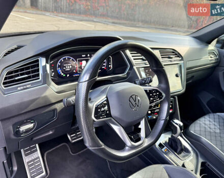 Черный Фольксваген Тигуан, объемом двигателя 1.98 л и пробегом 65 тыс. км за 35900 $, фото 13 на Automoto.ua