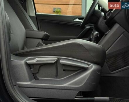 Черный Фольксваген Тигуан, объемом двигателя 1.98 л и пробегом 90 тыс. км за 21500 $, фото 72 на Automoto.ua