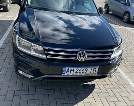 Черный Фольксваген Тигуан, объемом двигателя 2 л и пробегом 49 тыс. км за 20300 $, фото 4 на Automoto.ua