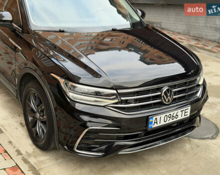 Чорний Фольксваген Тігуан, об'ємом двигуна 1.98 л та пробігом 144 тис. км за 22300 $, фото 1 на Automoto.ua