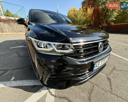 Черный Фольксваген Тигуан, объемом двигателя 1.98 л и пробегом 65 тыс. км за 35900 $, фото 5 на Automoto.ua