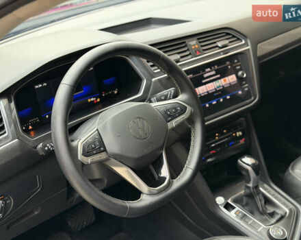 Чорний Фольксваген Тігуан, об'ємом двигуна 1.98 л та пробігом 144 тис. км за 22300 $, фото 10 на Automoto.ua