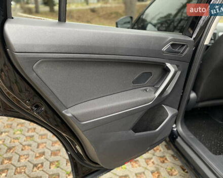 Чорний Фольксваген Тігуан, об'ємом двигуна 1.98 л та пробігом 44 тис. км за 18200 $, фото 33 на Automoto.ua