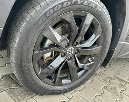 Чорний Фольксваген Тігуан, об'ємом двигуна 1.5 л та пробігом 130 тис. км за 17300 $, фото 18 на Automoto.ua