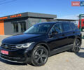 Чорний Фольксваген Тігуан, об'ємом двигуна 1.97 л та пробігом 235 тис. км за 26588 $, фото 1 на Automoto.ua