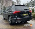 Чорний Фольксваген Тігуан, об'ємом двигуна 2 л та пробігом 37 тис. км за 25800 $, фото 4 на Automoto.ua