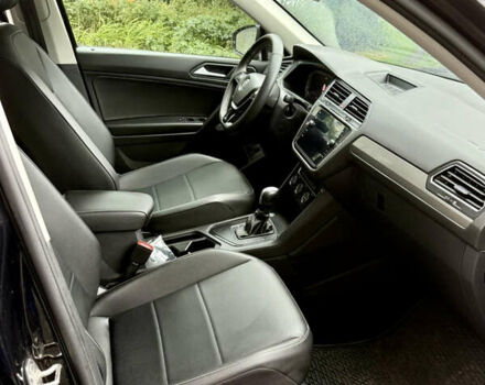 Черный Фольксваген Тигуан, объемом двигателя 1.98 л и пробегом 128 тыс. км за 23000 $, фото 22 на Automoto.ua