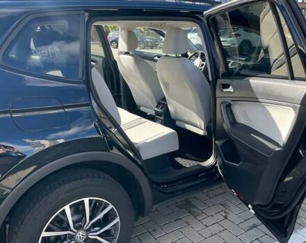 Черный Фольксваген Тигуан, объемом двигателя 2 л и пробегом 49 тыс. км за 20300 $, фото 11 на Automoto.ua