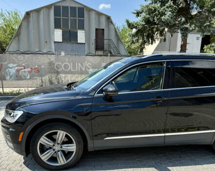 Черный Фольксваген Тигуан, объемом двигателя 1.98 л и пробегом 128 тыс. км за 23000 $, фото 5 на Automoto.ua