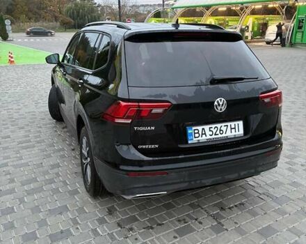 Черный Фольксваген Тигуан, объемом двигателя 1.98 л и пробегом 100 тыс. км за 19500 $, фото 6 на Automoto.ua