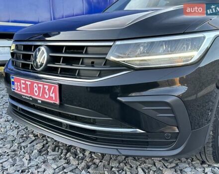 Черный Фольксваген Тигуан, объемом двигателя 2 л и пробегом 180 тыс. км за 29550 $, фото 10 на Automoto.ua