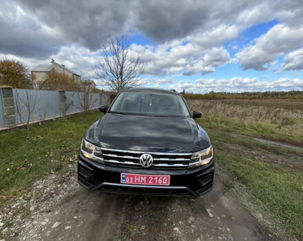 Черный Фольксваген Тигуан, объемом двигателя 2 л и пробегом 107 тыс. км за 21500 $, фото 9 на Automoto.ua