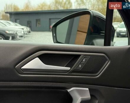 Черный Фольксваген Тигуан, объемом двигателя 1.98 л и пробегом 90 тыс. км за 21500 $, фото 28 на Automoto.ua