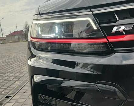 Чорний Фольксваген Тігуан, об'ємом двигуна 2 л та пробігом 123 тис. км за 22500 $, фото 36 на Automoto.ua