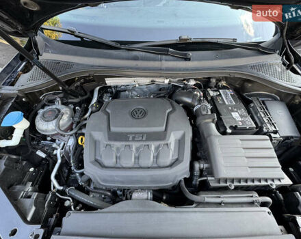 Черный Фольксваген Тигуан, объемом двигателя 1.98 л и пробегом 56 тыс. км за 28000 $, фото 3 на Automoto.ua