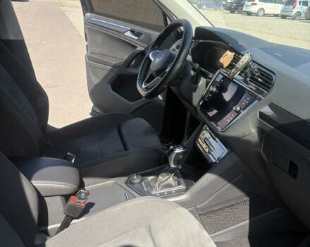 Черный Фольксваген Тигуан, объемом двигателя 2 л и пробегом 114 тыс. км за 34200 $, фото 4 на Automoto.ua