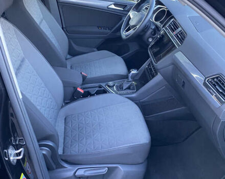 Черный Фольксваген Тигуан, объемом двигателя 1.97 л и пробегом 186 тыс. км за 29990 $, фото 13 на Automoto.ua