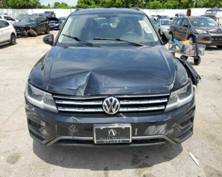 Черный Фольксваген Тигуан, объемом двигателя 0 л и пробегом 66 тыс. км за 3900 $, фото 4 на Automoto.ua