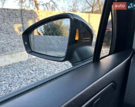 Черный Фольксваген Тигуан, объемом двигателя 2 л и пробегом 180 тыс. км за 29550 $, фото 73 на Automoto.ua