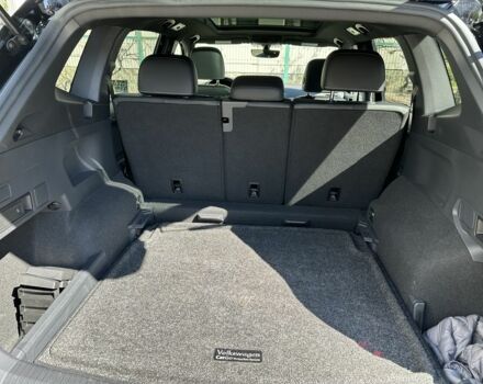 Черный Фольксваген Тигуан, объемом двигателя 2 л и пробегом 23 тыс. км за 37700 $, фото 9 на Automoto.ua