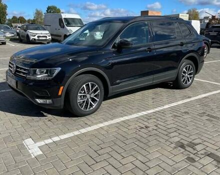Черный Фольксваген Тигуан, объемом двигателя 2 л и пробегом 49 тыс. км за 20300 $, фото 7 на Automoto.ua