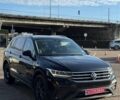 Черный Фольксваген Тигуан, объемом двигателя 2 л и пробегом 68 тыс. км за 24100 $, фото 1 на Automoto.ua
