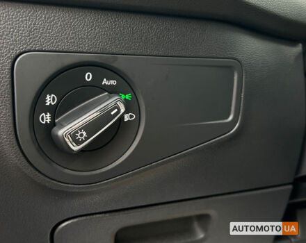 Чорний Фольксваген Тігуан, об'ємом двигуна 2 л та пробігом 37 тис. км за 25800 $, фото 17 на Automoto.ua