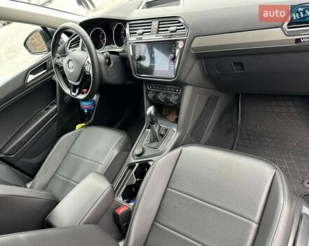 Черный Фольксваген Тигуан, объемом двигателя 1.98 л и пробегом 56 тыс. км за 23500 $, фото 15 на Automoto.ua