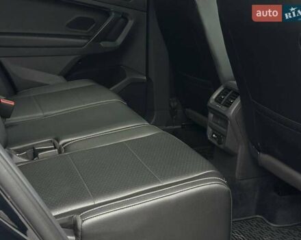 Черный Фольксваген Тигуан, объемом двигателя 1.98 л и пробегом 90 тыс. км за 21500 $, фото 66 на Automoto.ua