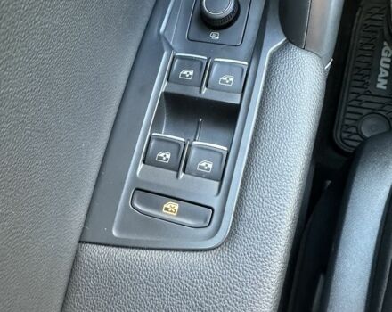 Черный Фольксваген Тигуан, объемом двигателя 2 л и пробегом 23 тыс. км за 37700 $, фото 10 на Automoto.ua