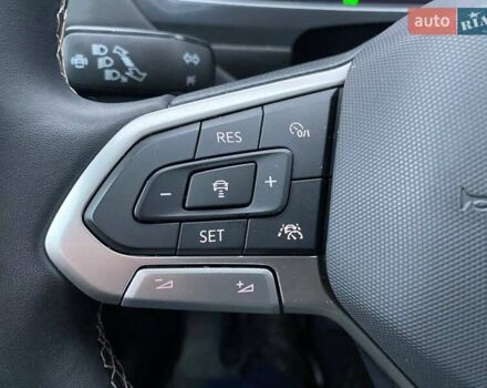 Чорний Фольксваген Тігуан, об'ємом двигуна 1.98 л та пробігом 62 тис. км за 22200 $, фото 18 на Automoto.ua