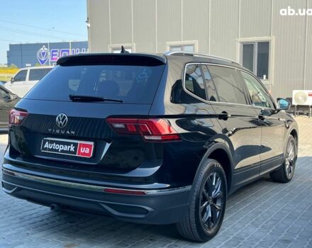 Черный Фольксваген Тигуан, объемом двигателя 2 л и пробегом 23 тыс. км за 25790 $, фото 6 на Automoto.ua