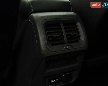 Черный Фольксваген Тигуан, объемом двигателя 1.98 л и пробегом 90 тыс. км за 21500 $, фото 56 на Automoto.ua