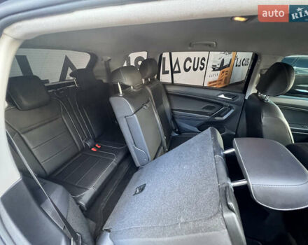 Чорний Фольксваген Тігуан, об'ємом двигуна 2 л та пробігом 56 тис. км за 23700 $, фото 13 на Automoto.ua
