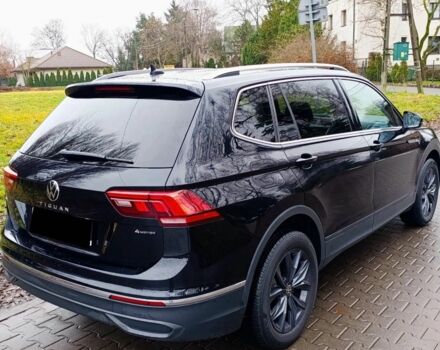 Черный Фольксваген Тигуан, объемом двигателя 0 л и пробегом 66 тыс. км за 13999 $, фото 5 на Automoto.ua