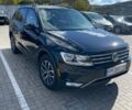 Черный Фольксваген Тигуан, объемом двигателя 2 л и пробегом 49 тыс. км за 20300 $, фото 1 на Automoto.ua