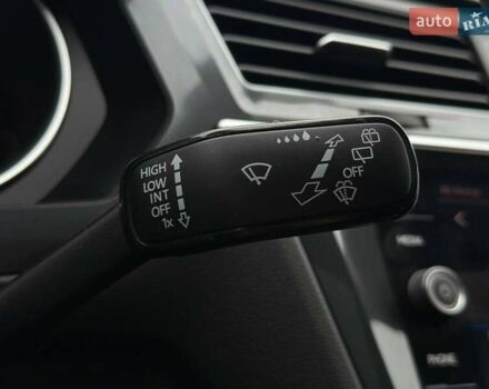 Черный Фольксваген Тигуан, объемом двигателя 1.98 л и пробегом 90 тыс. км за 21500 $, фото 41 на Automoto.ua