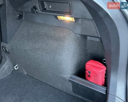 Черный Фольксваген Тигуан, объемом двигателя 2 л и пробегом 180 тыс. км за 29550 $, фото 112 на Automoto.ua