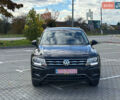 Черный Фольксваген Тигуан, объемом двигателя 2 л и пробегом 101 тыс. км за 22750 $, фото 2 на Automoto.ua