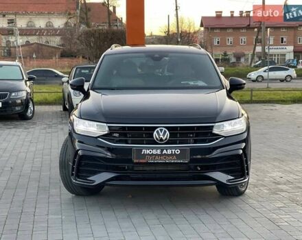 Черный Фольксваген Тигуан, объемом двигателя 2 л и пробегом 49 тыс. км за 25500 $, фото 1 на Automoto.ua