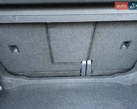 Черный Фольксваген Тигуан, объемом двигателя 2 л и пробегом 180 тыс. км за 29550 $, фото 113 на Automoto.ua