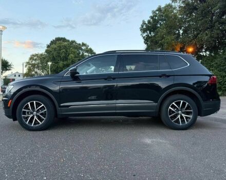 Черный Фольксваген Тигуан, объемом двигателя 2 л и пробегом 19 тыс. км за 5800 $, фото 3 на Automoto.ua