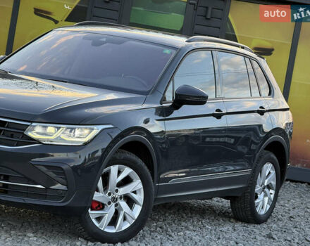 Черный Фольксваген Тигуан, объемом двигателя 2 л и пробегом 165 тыс. км за 29999 $, фото 7 на Automoto.ua